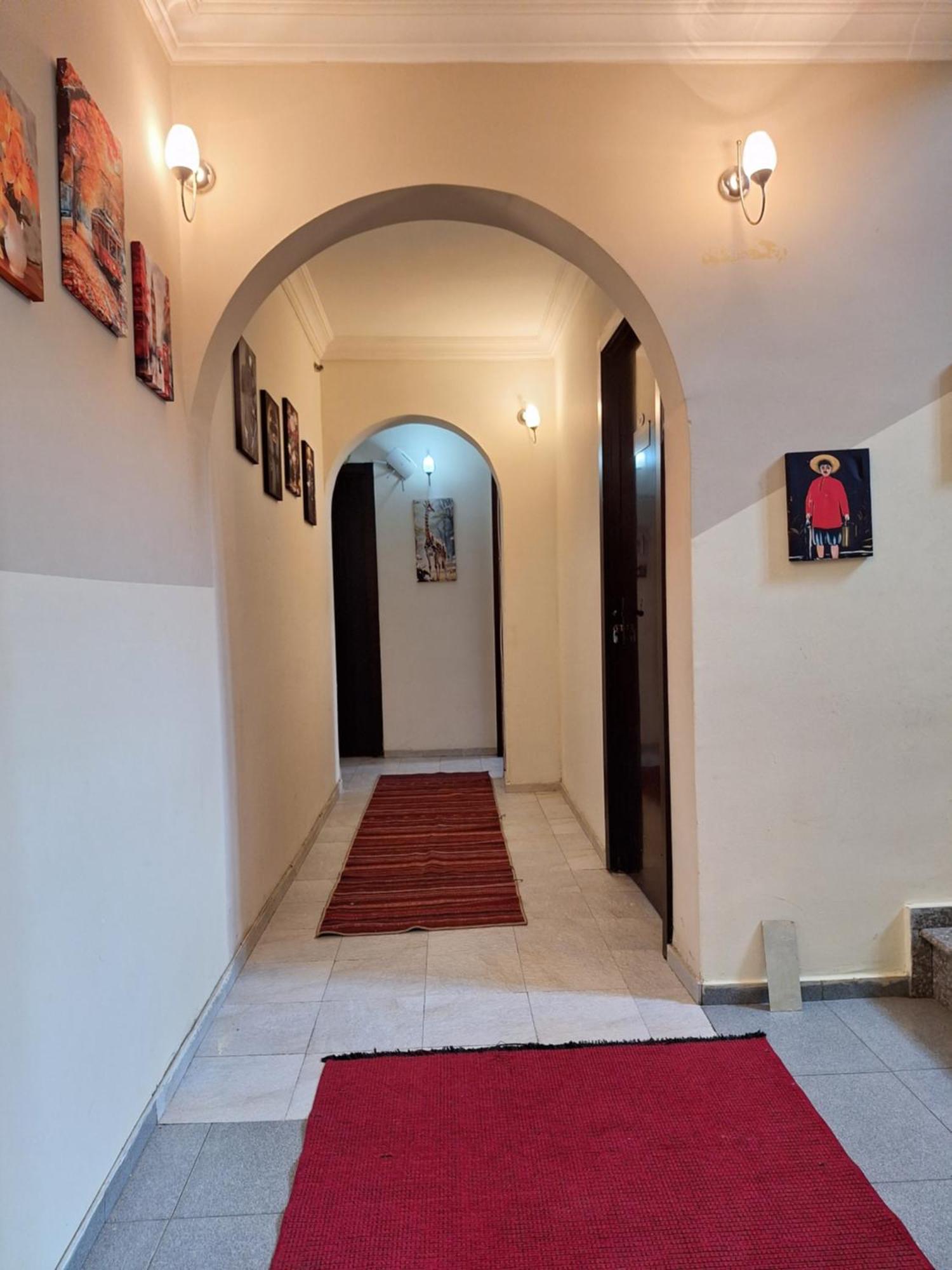 Gold Hotel Batum Buitenkant foto